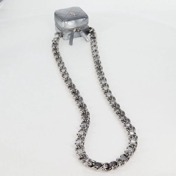 CHANEL Matelasse Chain Shoulder Bag Lamb Skin Silver CC Auth MX038AM - Picture 8 of 16